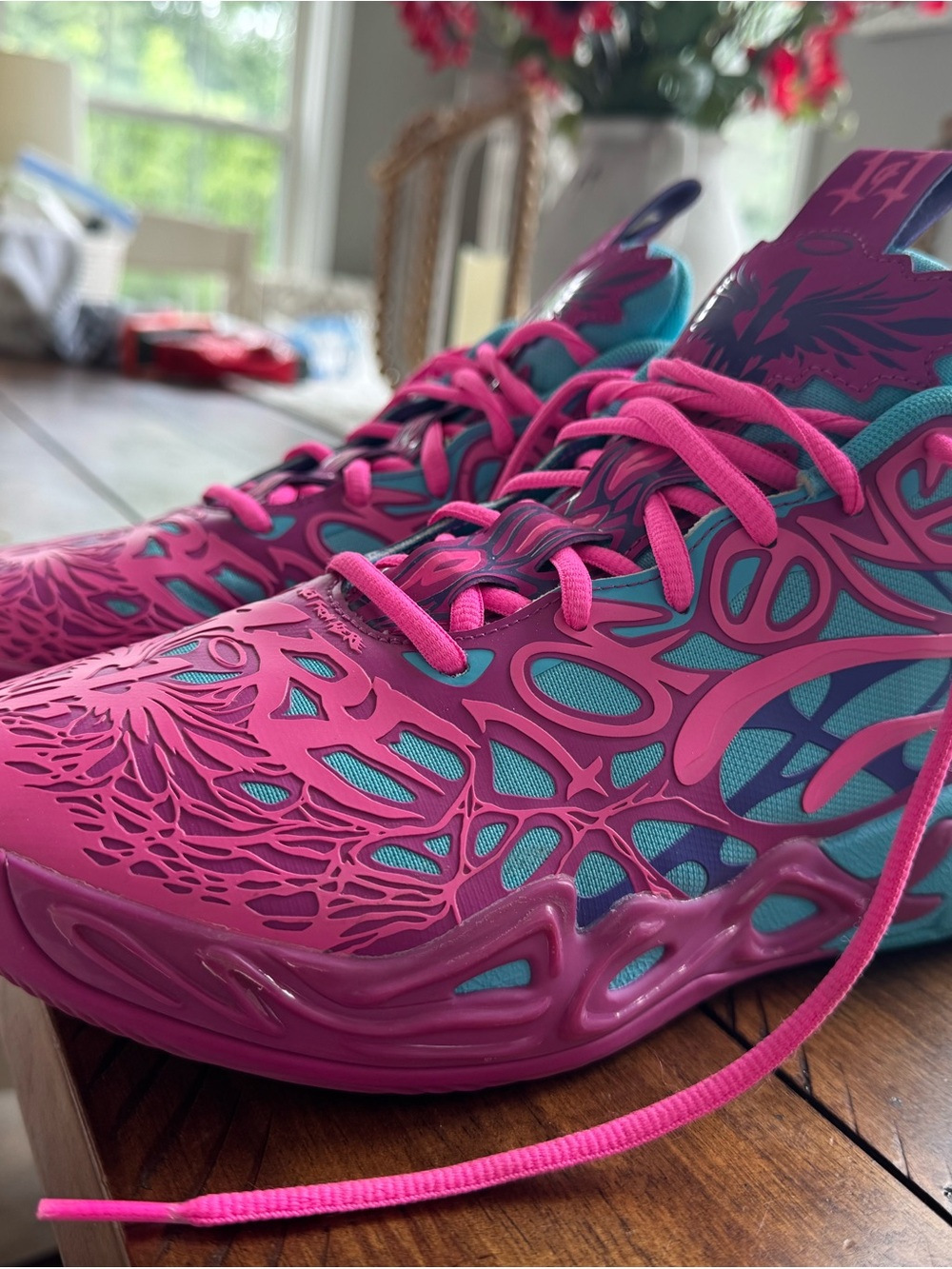 PUMA X LAMELO BALL MB.04 INCADESCENT - Picture 2 of 5